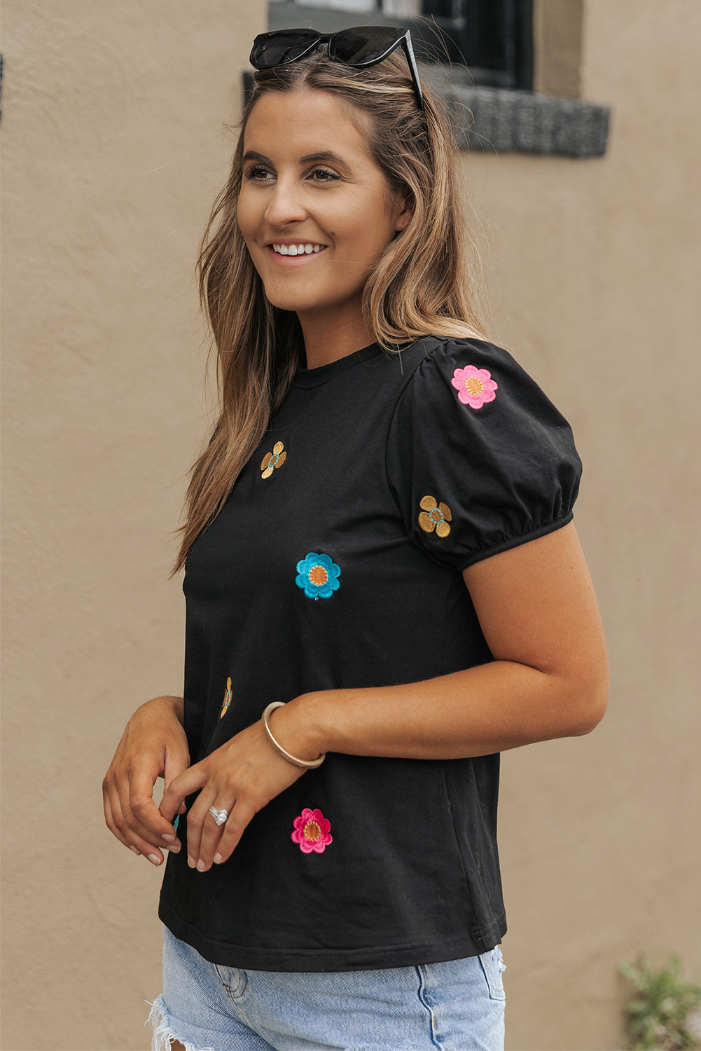 Black Embroidered Flower Short Puff Sleeve Tee